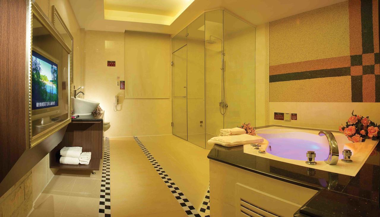 Spring Breeze Boutique Motel Kaohsiung Exteriör bild